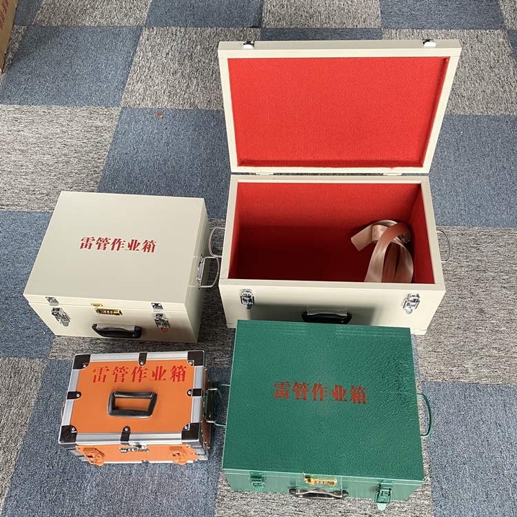 湘潭爆破工程作业箱如何选择？玻璃钢与传统材质的全面对比